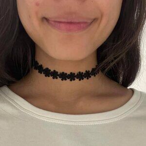 Floral choker
